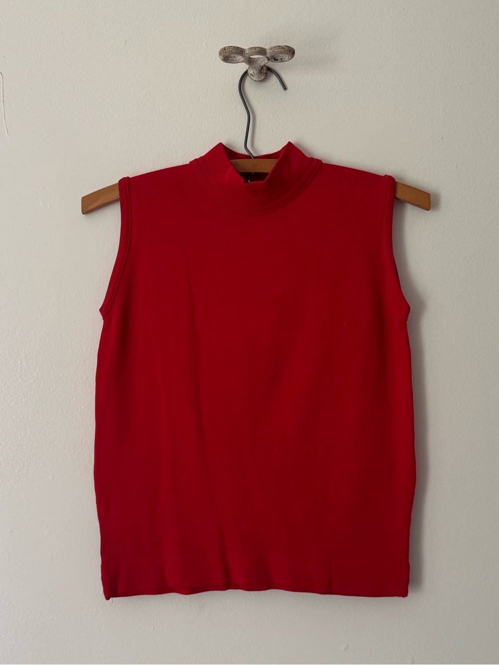Knit Red Mock-neck Tank/ Sleeveless Top.